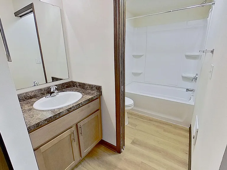 N81W15141 Appleton Ave — Photo 9