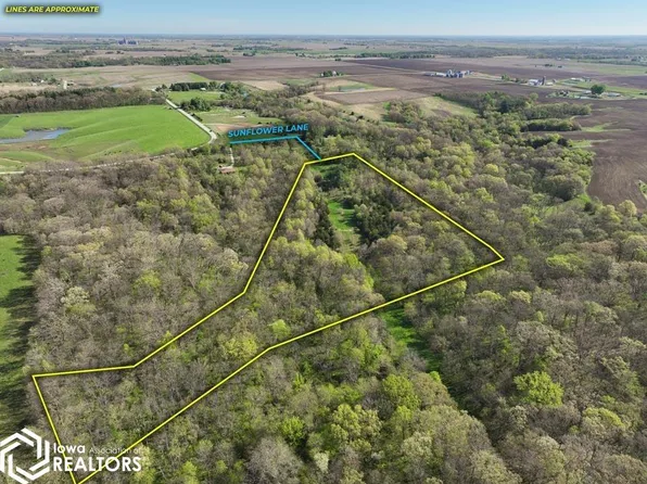 240th St, Fairfield, IA 52556