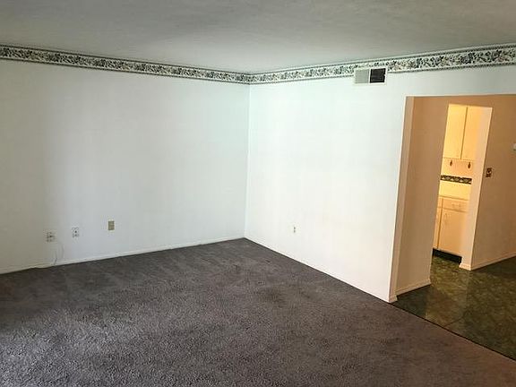 2nd image of 3715 42nd Way S Unit L