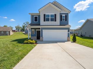 1014 Village Ct, Burns, TN 37029