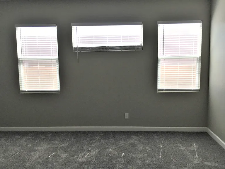 2406 Lynn Rd SE — Photo 9
