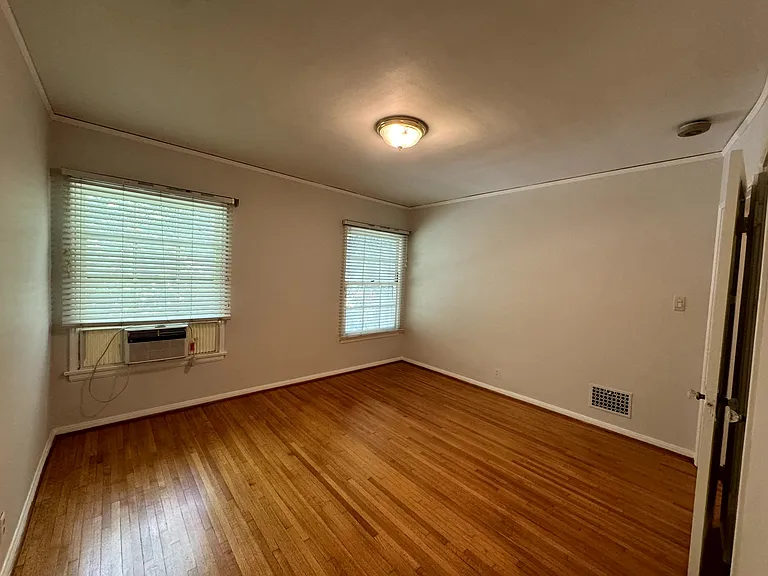 1271 N. Crescent Heights Blvd — Photo 20