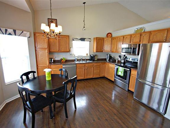 4th image of 1513 Farrington Dr