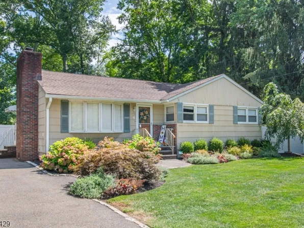 4 Oak Rd, Fairfield Twp., NJ 07004