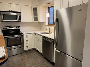 290 Village Ct, Kingston, NY 12401