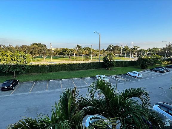 5th image of 8921 S Hollybrook Blvd APT 303
