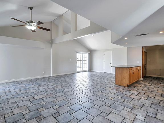 4th image of 3832 W Sahuaro Dr