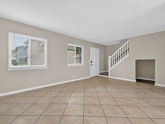5th image of 9838 Argyle Dr