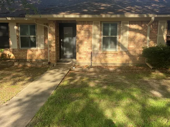 2100 Austin St APT 5, Bay City, TX 77414