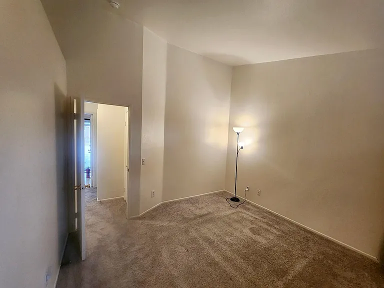 36758 Golden Oak Dr — Photo 12