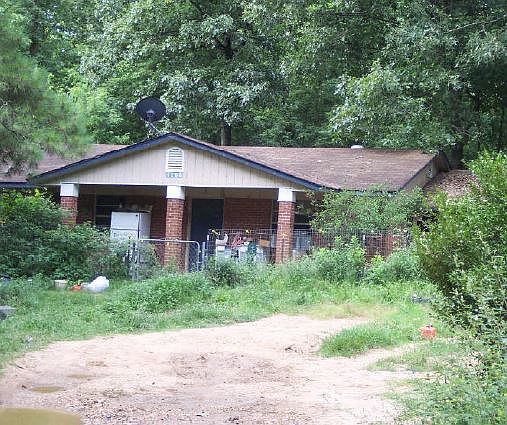 1st image of 4106 Dogwood Ln