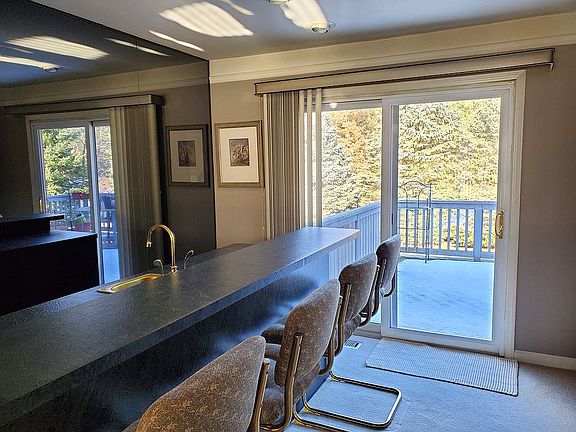 3rd image of 56869 Saint James Dr