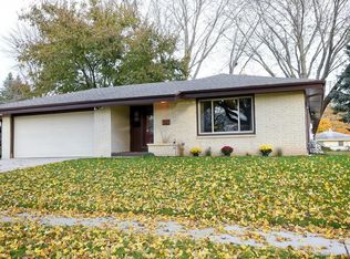 6900 N 86th St, Milwaukee, WI 53224