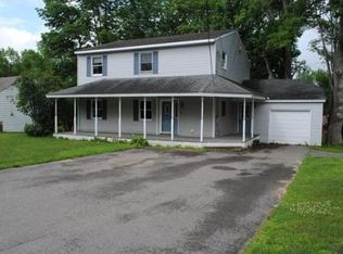 21 Wellington Rd, Templeton, MA 01468