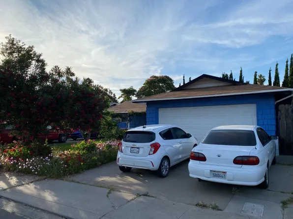 2567 Bradford Way, Riverbank, CA 95367