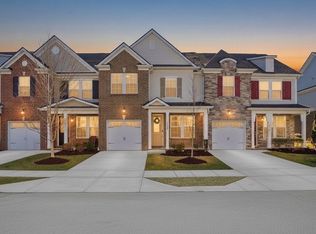 1040 Livingstone Ln, Mount Juliet, TN 37122