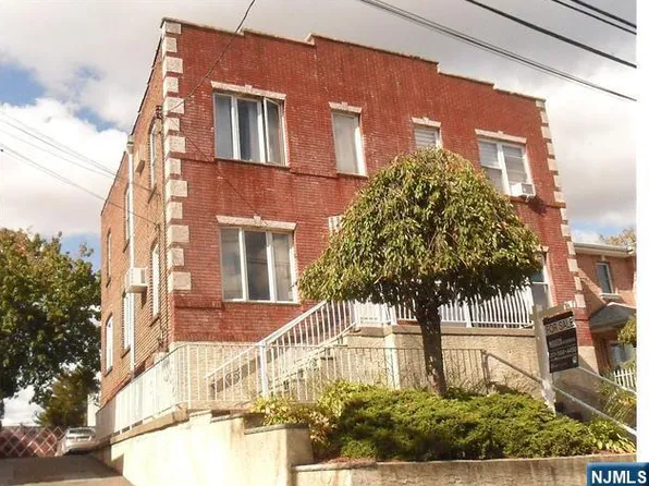 743-745 Kingsland Ave, Ridgefield, NJ 07657