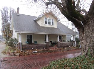 405 Maple Ct, Crawfordsville, IN