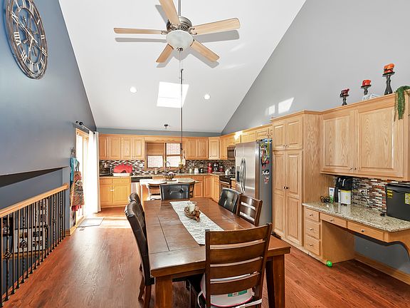 5th image of 8333 Mansfield Ave
