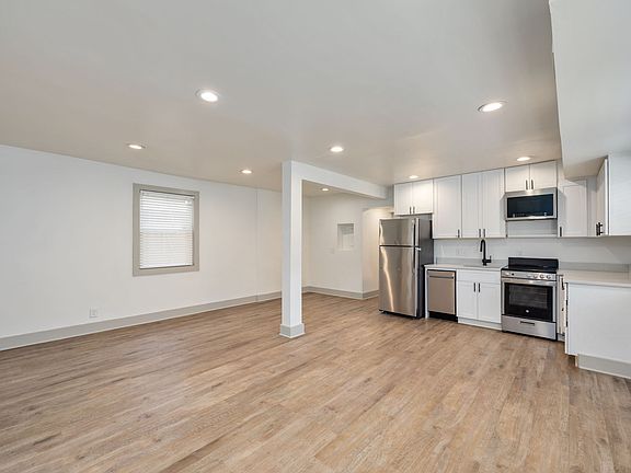 5th image of 525 40th Ave N #E2