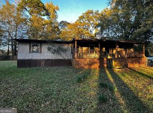 126 James St, Summerville, GA 30747