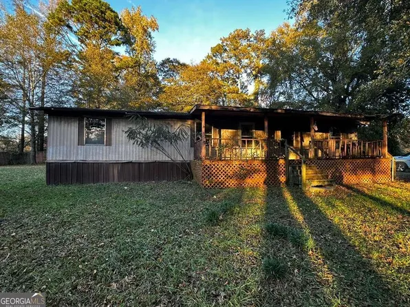 126 James St, Summerville, GA 30747