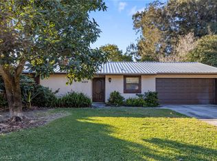 4025 W Sunflower Cir, Labelle, FL 33935