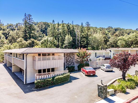 5th image of 2084 Ascot Dr