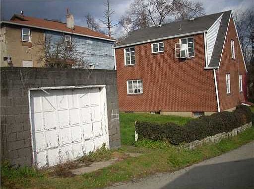 2nd image of 1111 East St