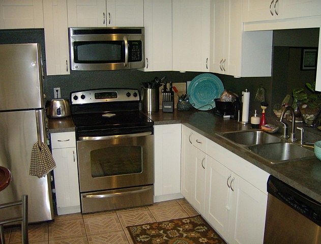 2nd image of 951 Hamilton Ct