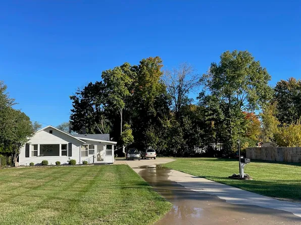 1431 Cass St, Niles, MI 49120