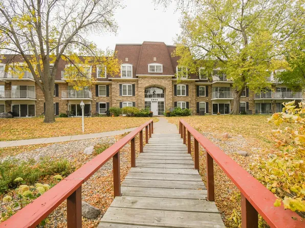 2904 W 33rd St APT 323, Sioux Falls, SD 57105