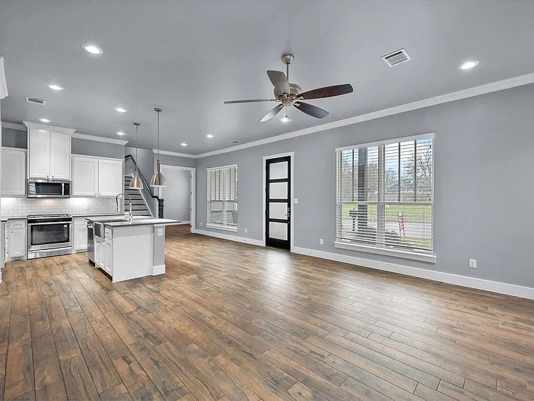216 Alvarado St — Photo 5