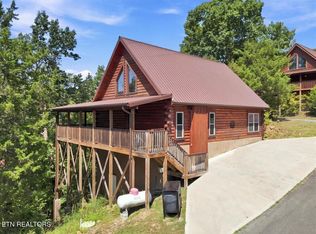 2151 Wingspan Dr, Sevierville, TN 37876