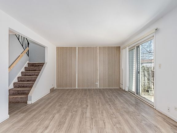 2nd image of 555 Monroe Rd