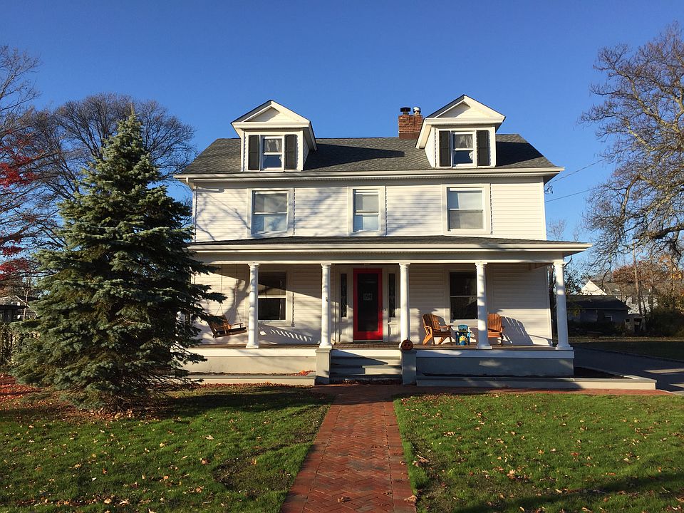 194 Atlantic Ave, Blue Point, NY 11715 Zillow