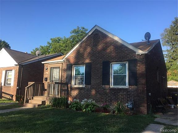 4th image of 13595 Rosemont Ave