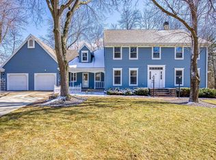 3348 S Scarlet Oak Ln, Appleton, WI 54915