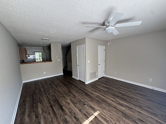 5th image of 2910 Faversham Pl