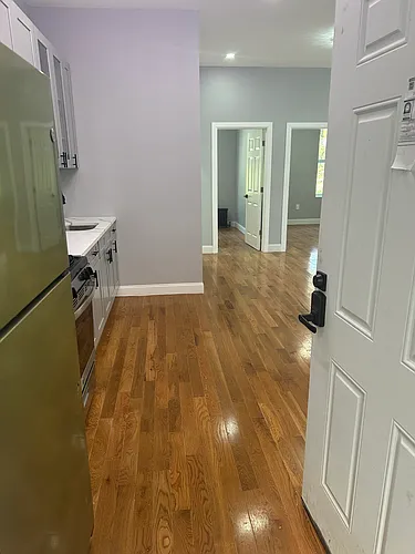 1319 Harrod Ave #4 Photo 1