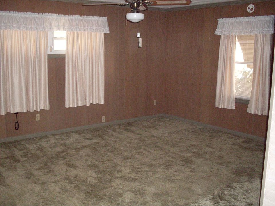 18x14 Family Room