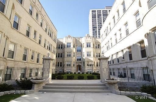 1st image of 818 W Sunnyside Ave APT 3B