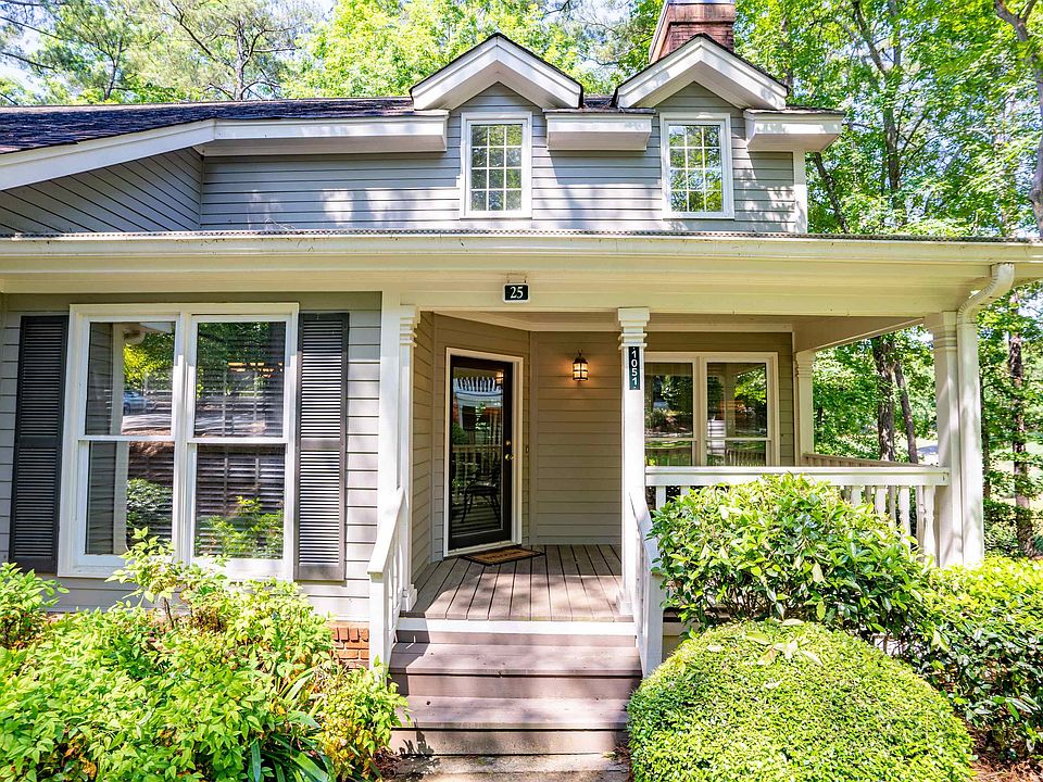 1st image of 1051 Clubhouse Ln