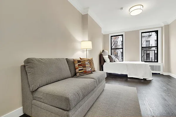 Rented by Cooper & Cooper Real Estate | media 26