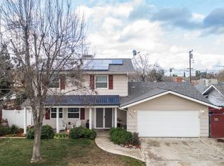 1080 Douglas St, Porterville, CA 93257