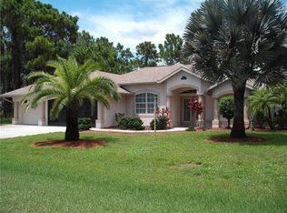 8 Pinehurst Ct, Rotonda West, FL 33947