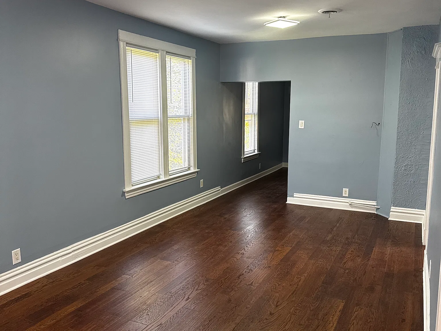 2 bed, 1050 sqft, $1,750 — Photo 3