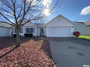 2033 W 59th St, Davenport, IA 52806