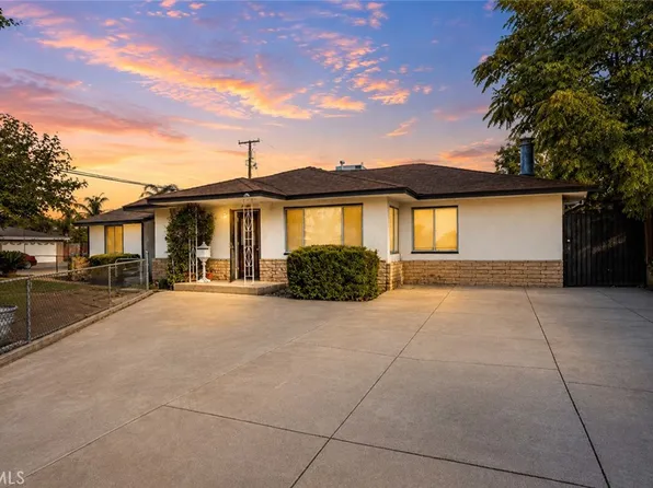 701 Normandy Dr, Bakersfield, CA 93306