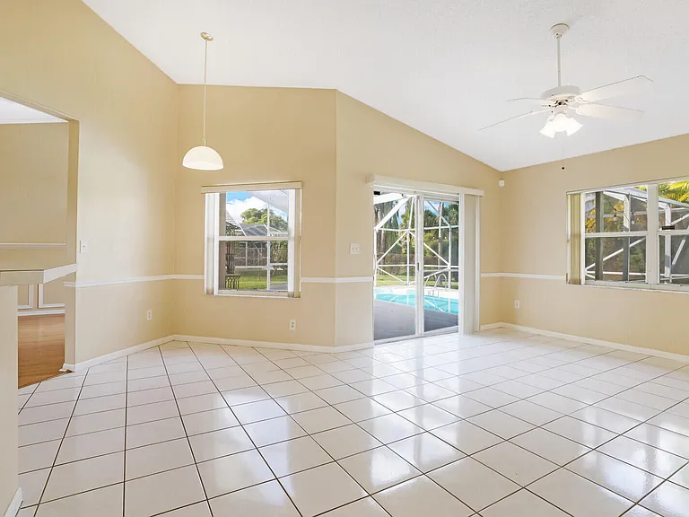 10567 Paso Fino Dr — Photo 11
